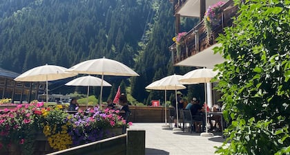 Hotel Zirbenhof