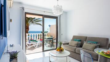 1 soveværelse, pengeskab på værelset, strygejern/strygebræt