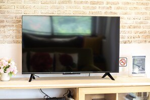 컴포트 스튜디오 | 각각 다른 스타일의 인테리어, 각각 다르게 가구 비치, 무료 WiFi, 침대 시트