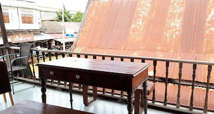 Baan Khunyaichuea