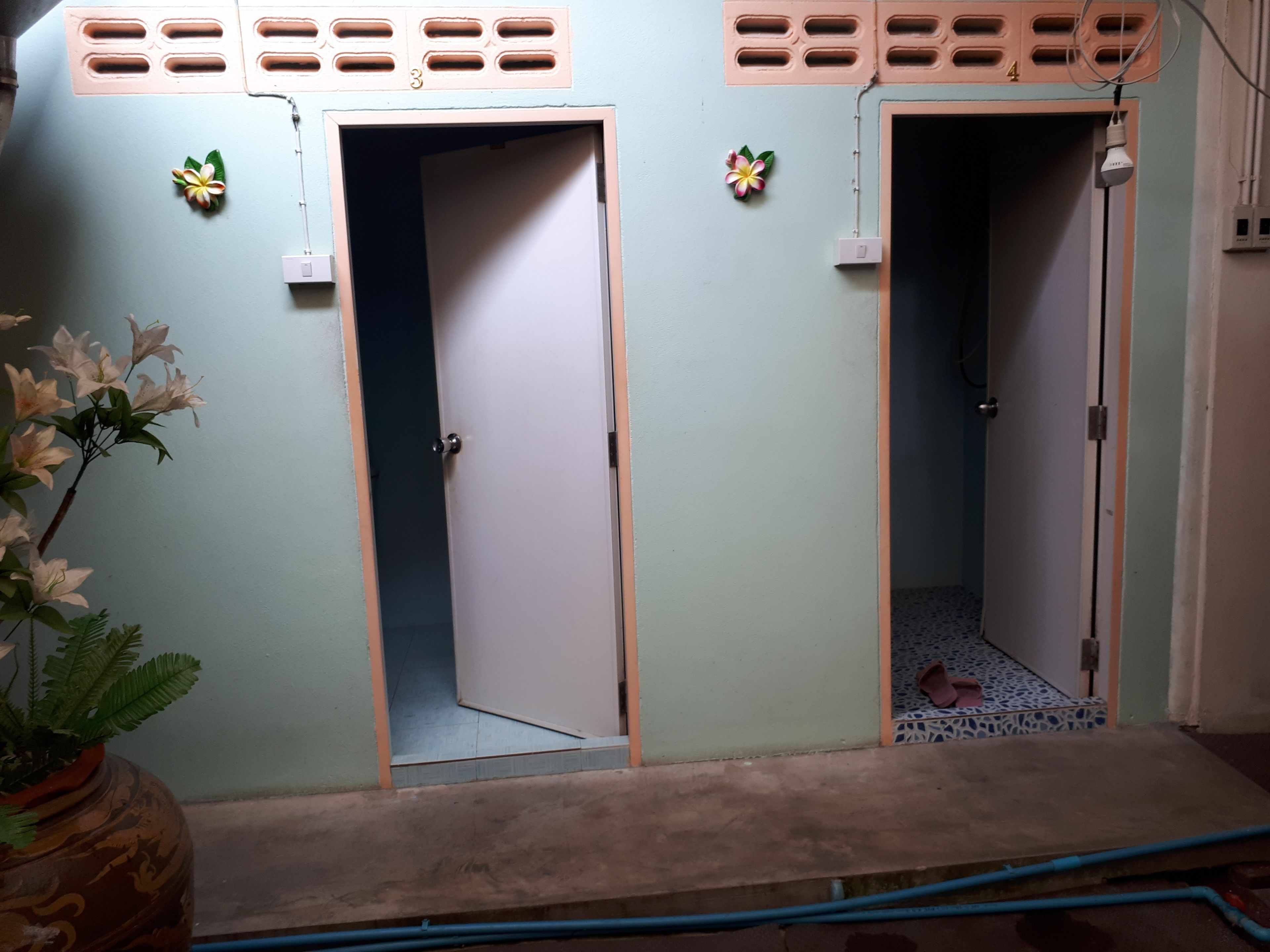 Free toiletries, hair dryer, towels