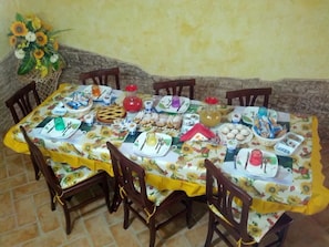 Desayuno continental gratuito