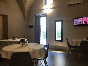 Free daily continental breakfast  - Kabala b&b (Lecce)