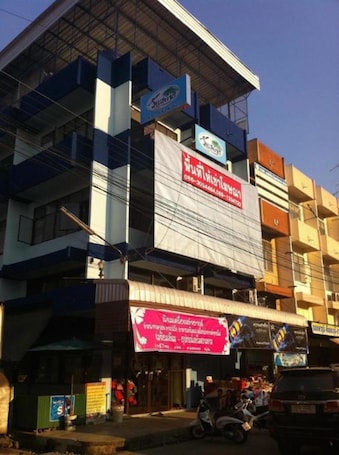 Fachada de la propiedad