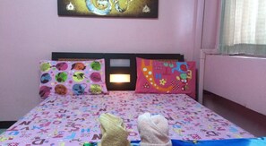 Standard Double Room | Free WiFi - Wan Sa Bai Mansion (Kanchanaburi)