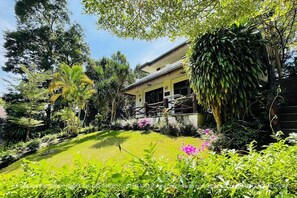 Front of property - Baan Rim Kwai Paerimnam Resort (Sai Yok)