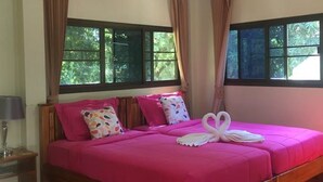 Superior Twin Room | Rollaway beds (surcharge), WiFi (free) - Yayei Homestay (Sai Yok)