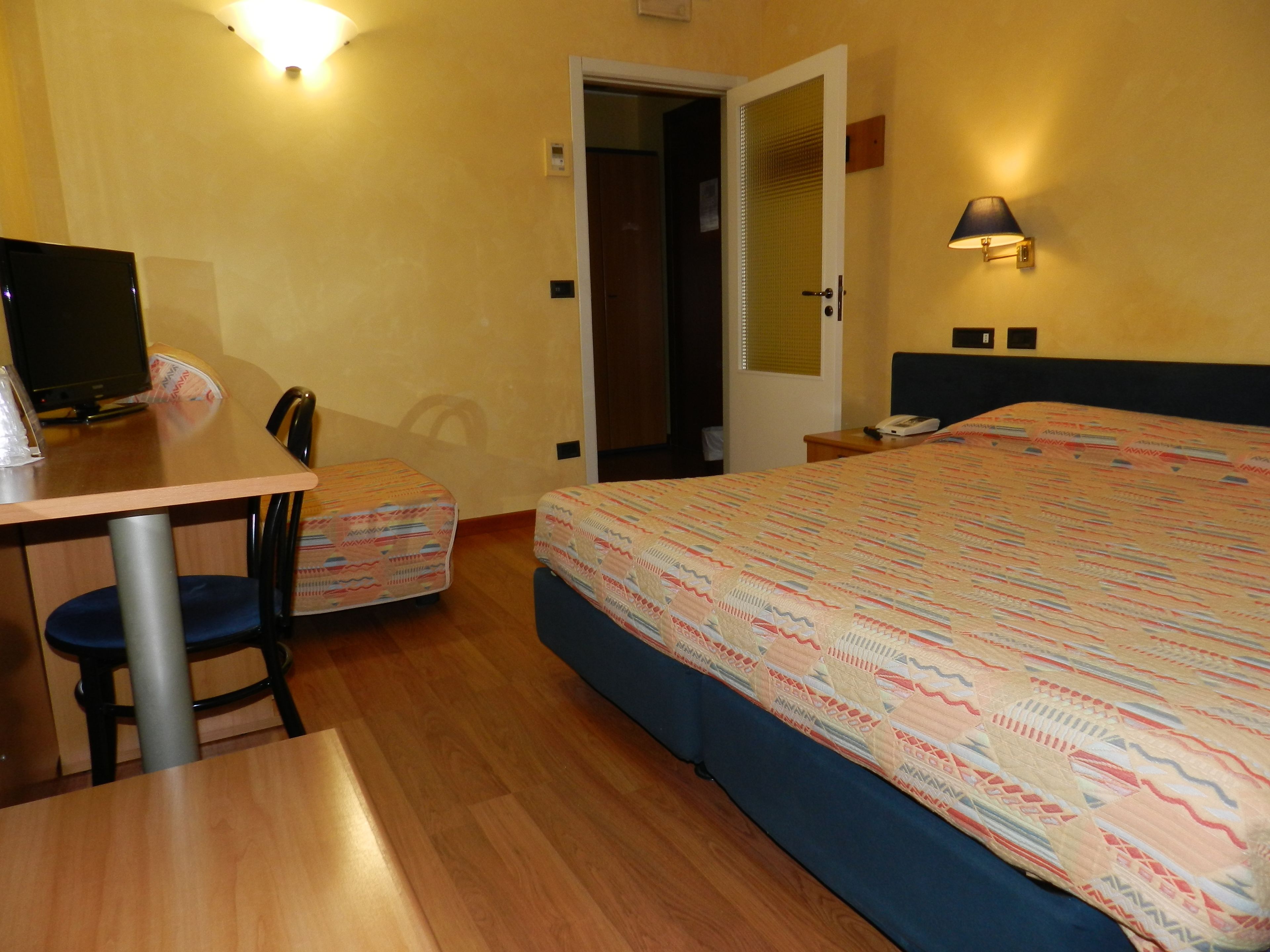 family room, connecting rooms | in-room safe, desk, blackout curtains, soundproofing