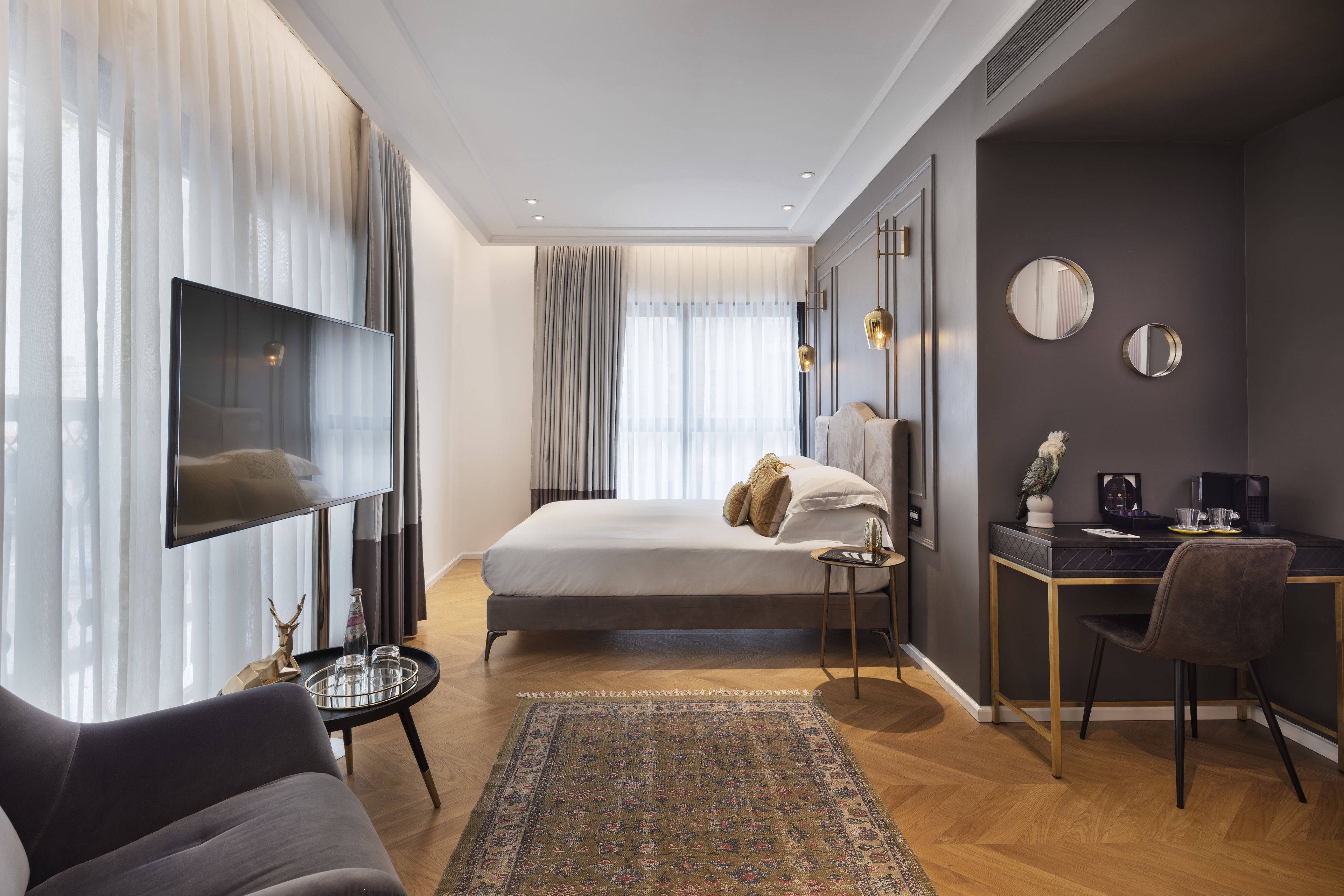 egyptian cotton sheets, premium bedding, minibar, in-room safe