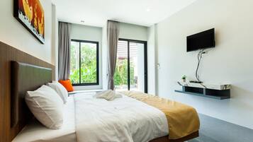 In-room safe, desk, blackout drapes, WiFi (free)