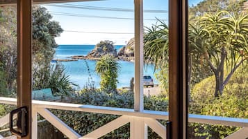 Drop Anchor | Terrace/patio