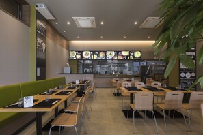 Food court - Daemado Hotel Hitakatsu (Tsushima)