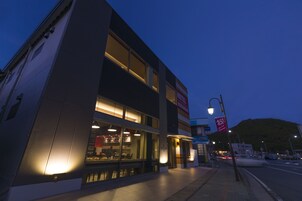 Front of property - evening/night