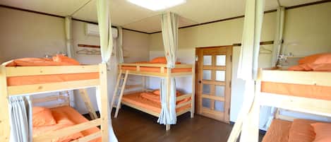Dormitorio compartido, dormitorio mixto | Wifi gratis y ropa de cama