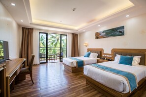 Classic Twin | Minibar, coffre-fort, décor unique, ameublement unique