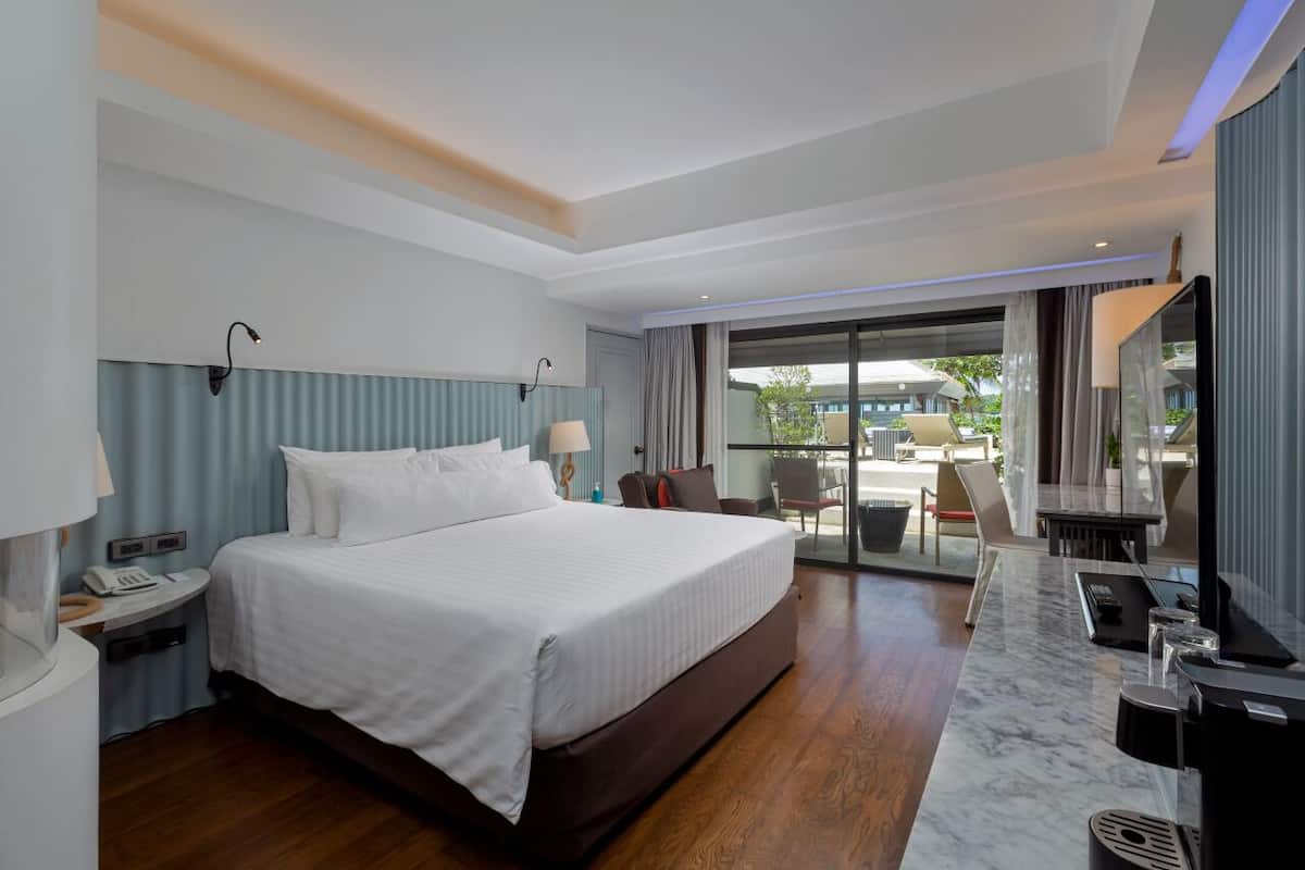 Terrace Room | 1 bedroom, in-room safe, blackout drapes, iron/ironing board