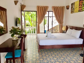 Deluxe Room | Premium bedding, minibar, in-room safe, desk - Ravenala Boutique Resort (Phan Thiet)