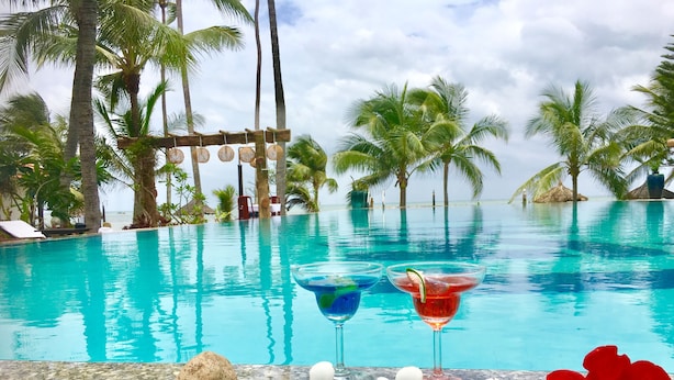 Outdoor pool - Ravenala Boutique Resort (Mui Ne)