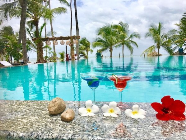 Outdoor pool - Ravenala Boutique Resort (Phan Thiet)