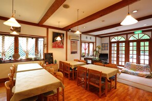 Tempat makan