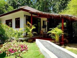 Slow Life House | Hochwertige Bettwaren, Zimmersafe, kostenloses WLAN