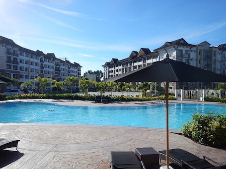1 Bedroom Condo, Unit 4/416 | Outdoor pool