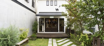 Hostel Yuigahama & Soba Bar