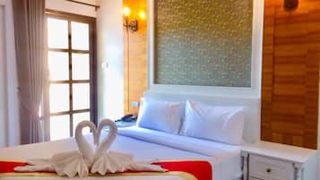 Minibar, desk, blackout curtains, free WiFi