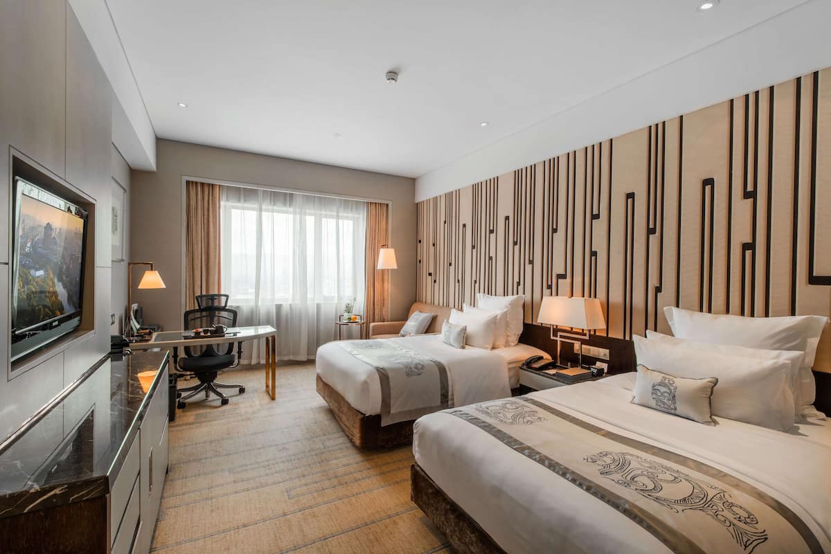 Premium bedding, minibar, in-room safe, desk