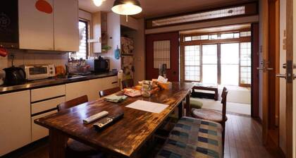 Guest House WA - Hostel