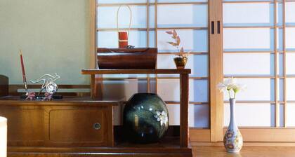 Guest House WA - Hostel