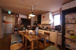 Dining - Guest House WA - Hostel (Kyoto)