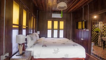 Deluxe Double Room | Individually decorated, blackout drapes, soundproofing, free WiFi