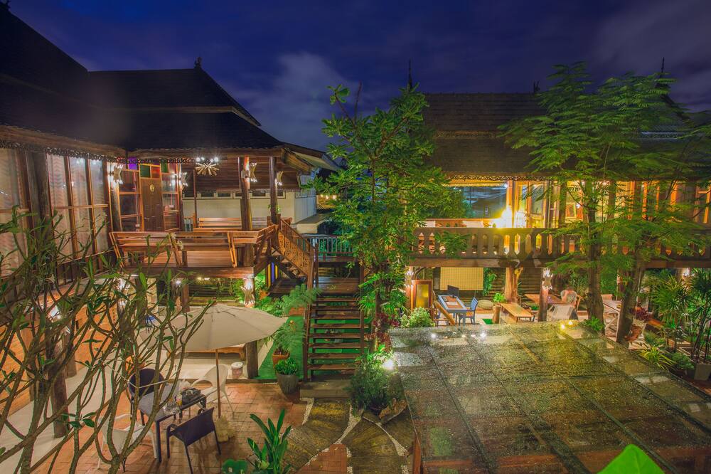 Pao Come Boutique House