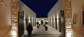 Domus Antiqua Residence