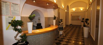 One Lucky Hostel - Old Town