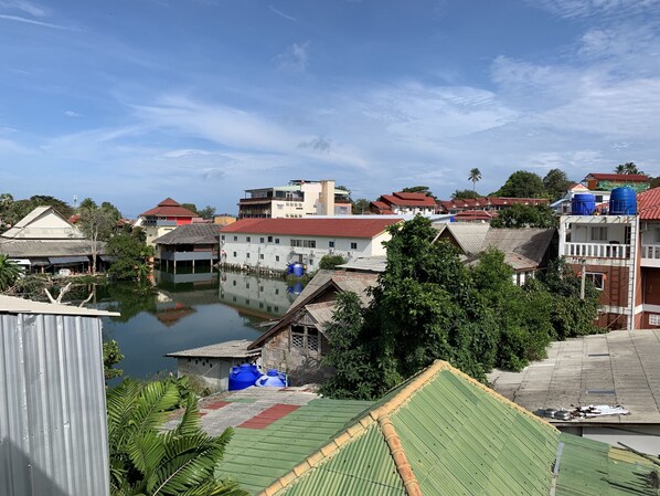 Quang cảnh nhìn từ nơi lưu trú