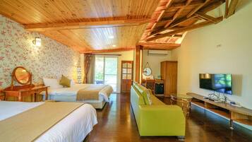 Standard Quadruple Room, Garden View | Desk, blackout drapes, soundproofing, rollaway beds