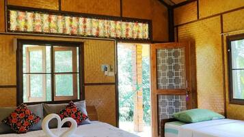 ستائر تعتيم وملاءات أسرّة