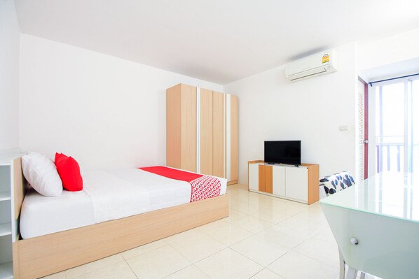 Chambre Double Standard | Bureau, Wi-Fi gratuit, draps fournis