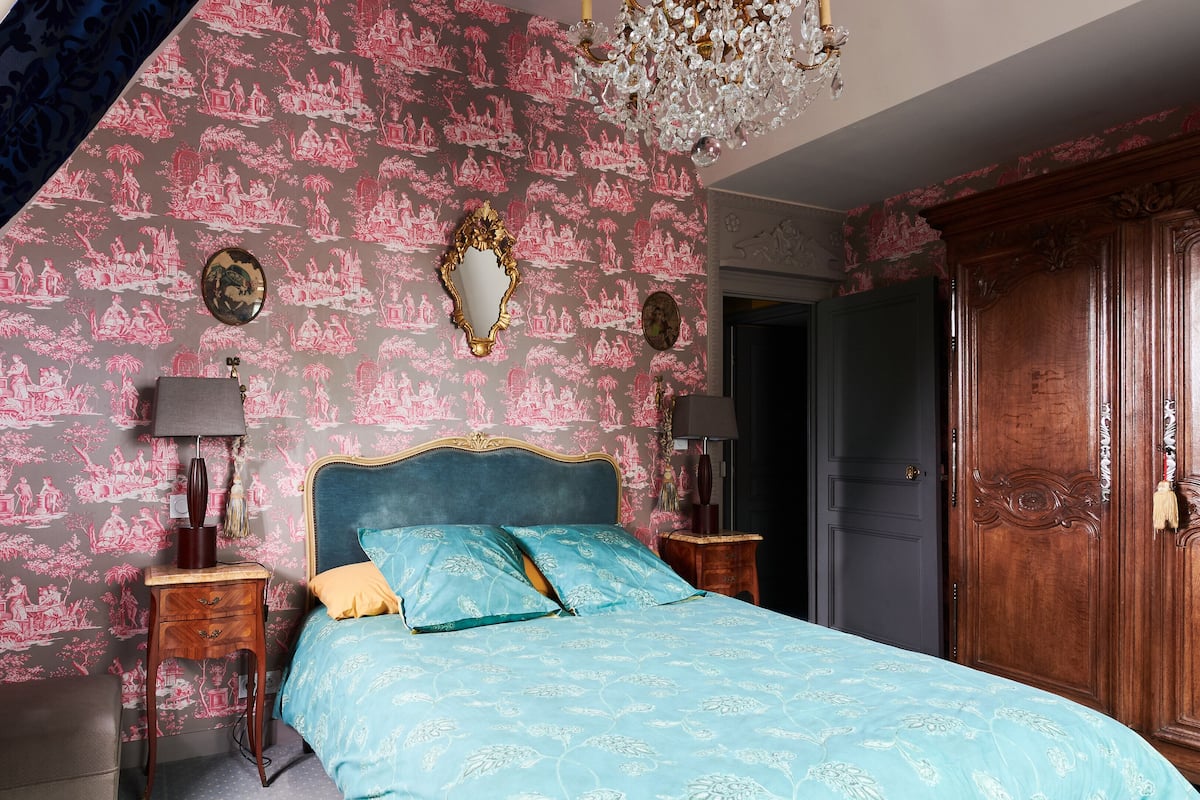 Familiekamer, 2 slaapkamers | Een minibar, individueel gedecoreerd, individueel gemeubileerd