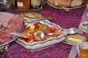 Free daily full breakfast