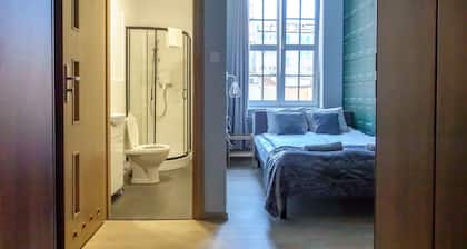 Trip & Hostel
