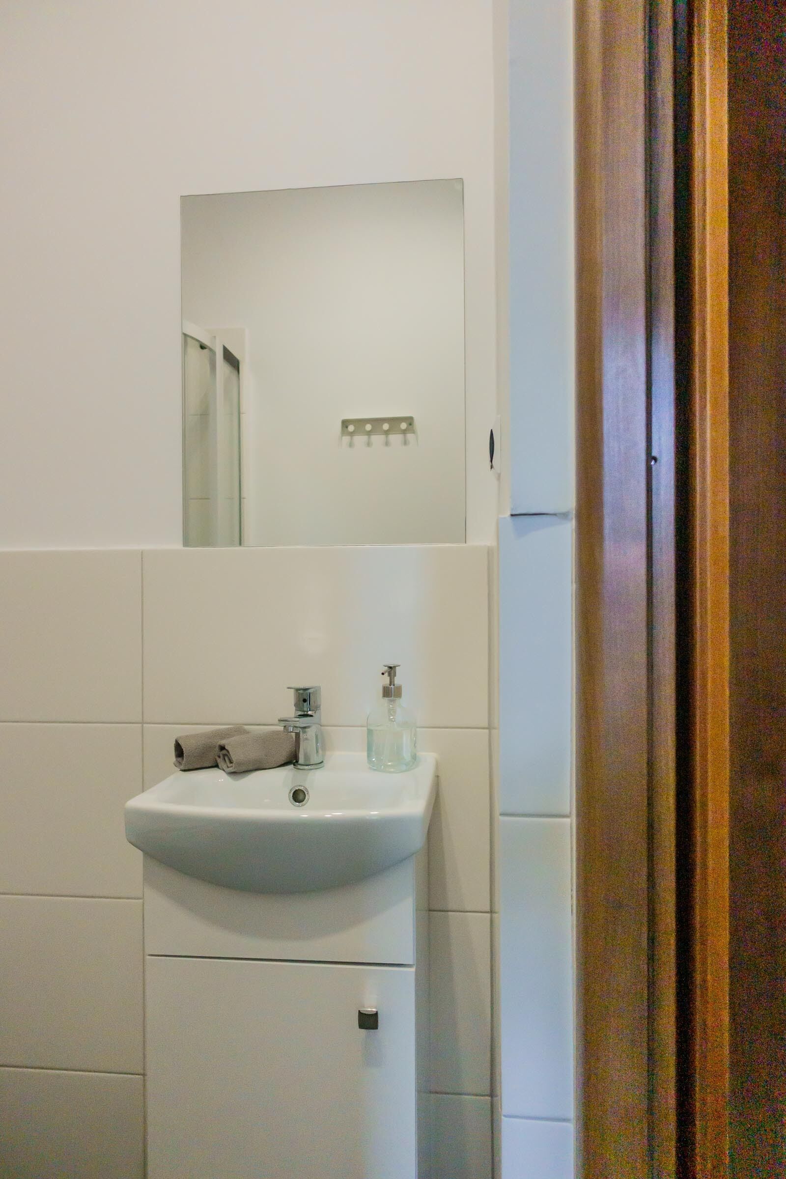 Photo - Trip & Hostel