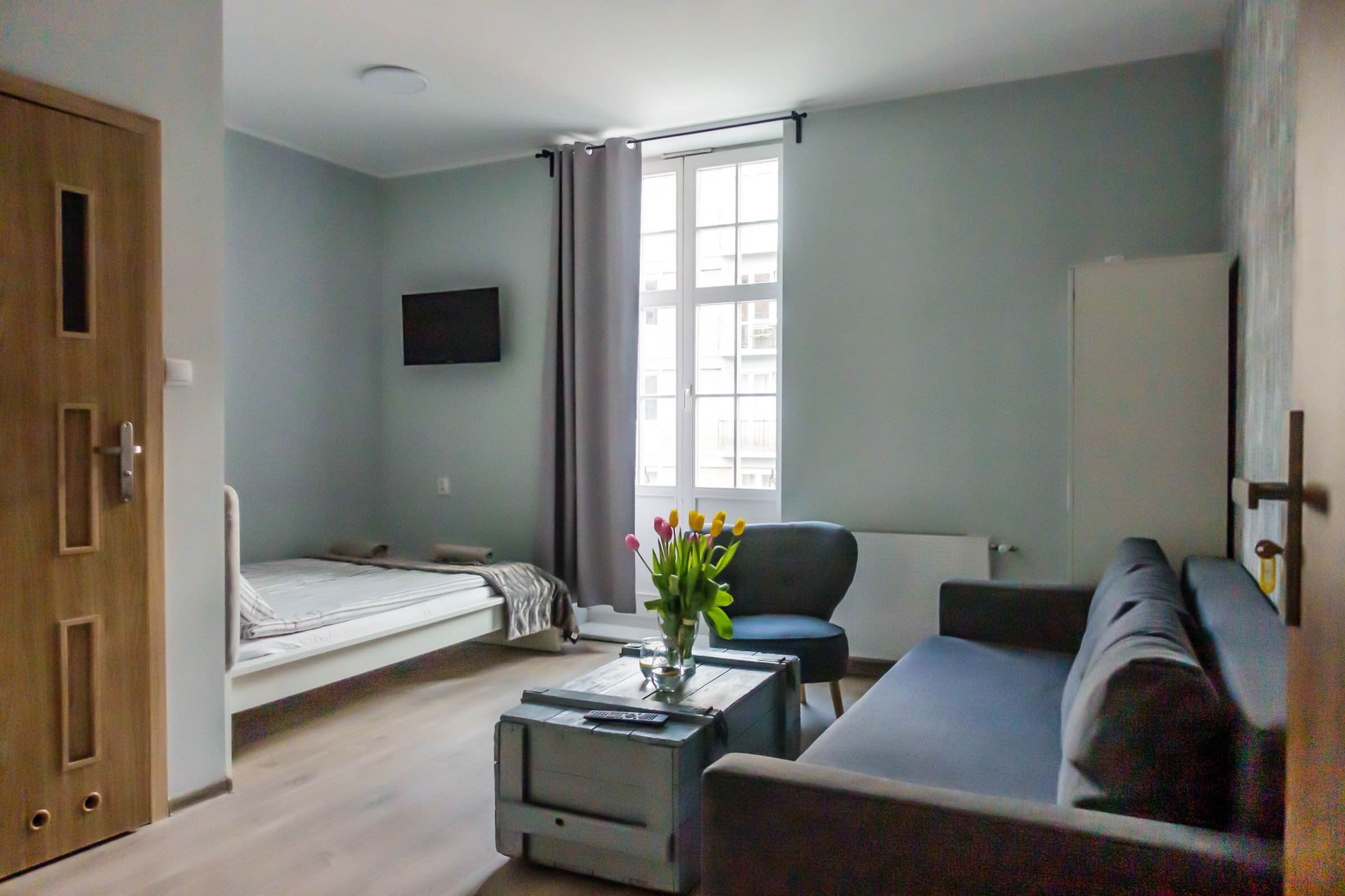 Photo - Trip & Hostel