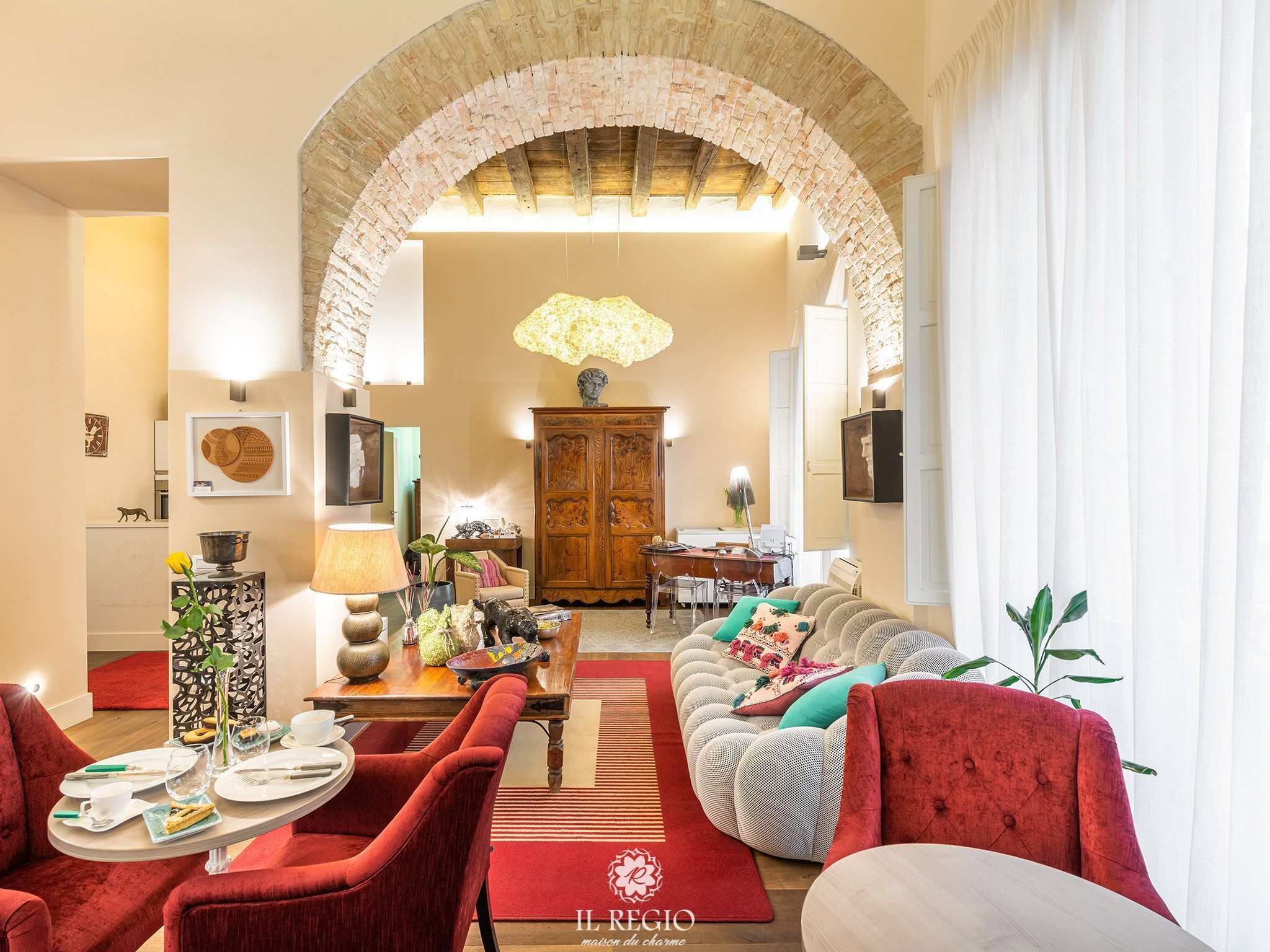 Télévision à écran plat