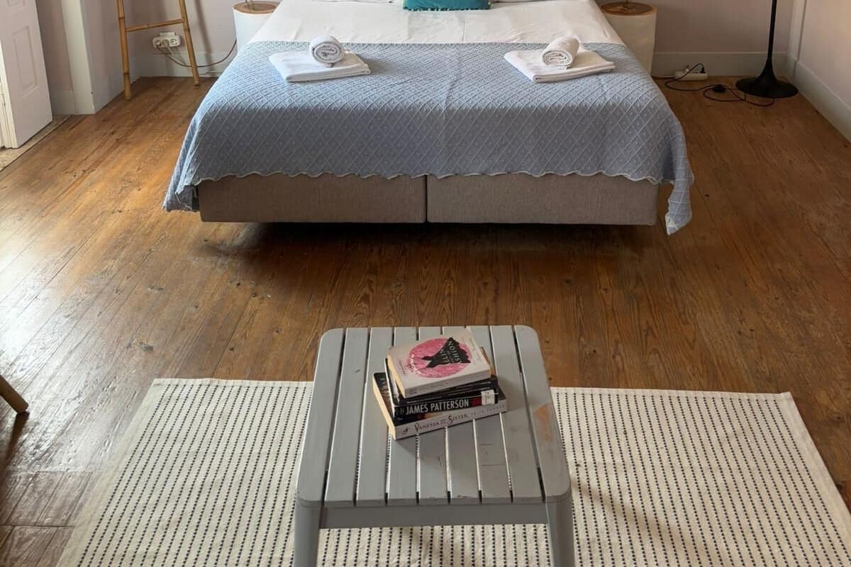 Double room M w/shared Wc | Wi-Fi de cortesia