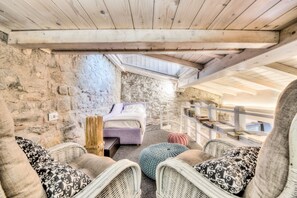 Apartemen, 1 kamar tidur, patio | Area keluarga | TV LCD