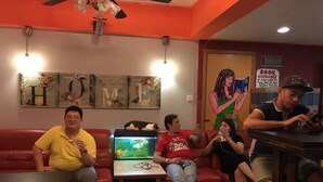 Unclassified image, 4 of 38, button - Hong Kong Inn (Hong Kong)