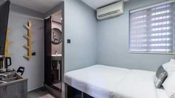 Superior Double Room | In-room safe, soundproofing, iron/ironing board, free WiFi